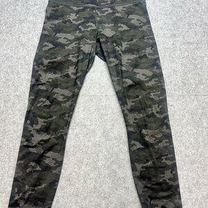 Fabletics Powerhold High-Waisted Camo Leggings - Women's Size Small Camoflage